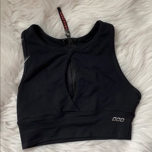 Lorna Jane keyhole sports bra
